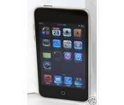 Apple iPod Touch 3rd Generation Black (8 GB) Digital Media Player